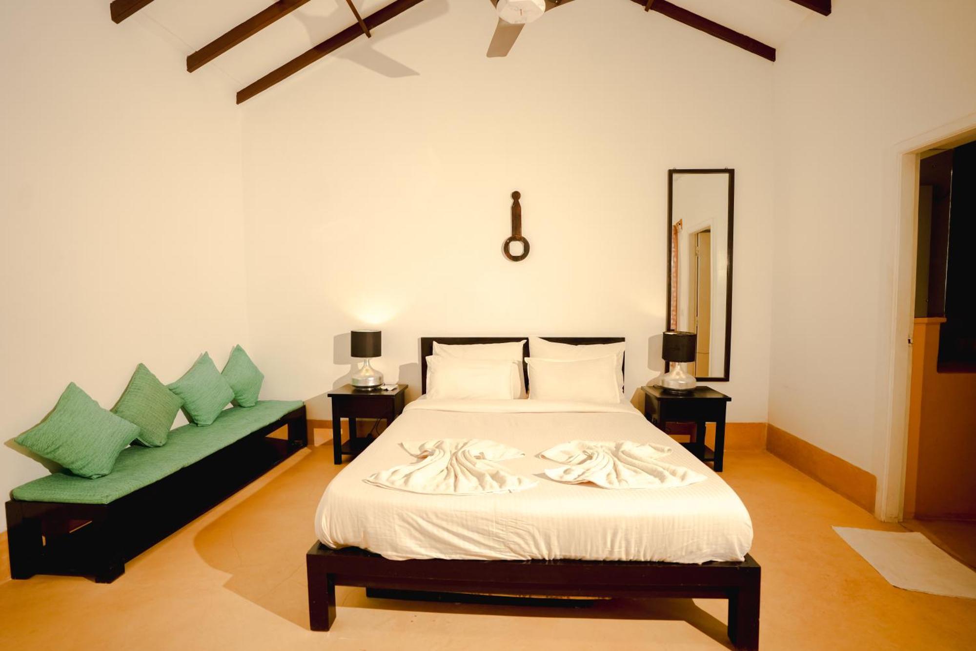Villa M - Solitude 2 Candolim Goa 3Bhk, Pool Facing, Near Beach, Free Breakfast, Free Wifi And Prime Location エクステリア 写真